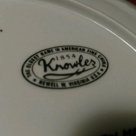 Norman Rockwell The Toy Maker Plate with Certificate and Original Box - Picture 7 of 9